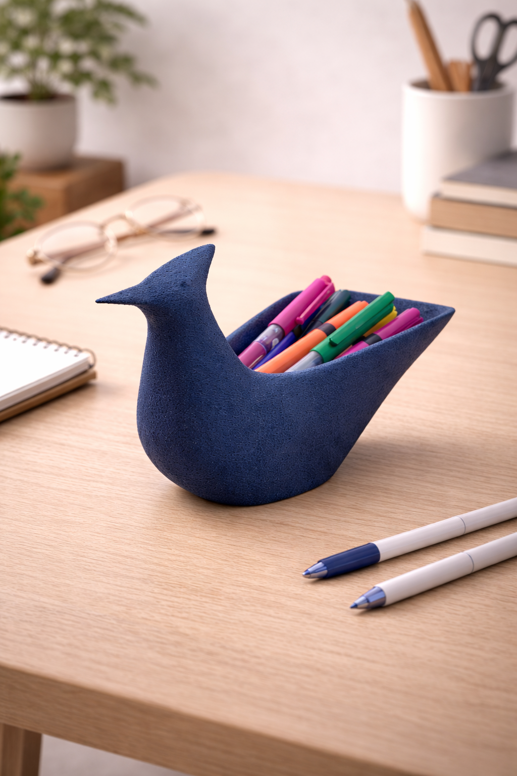 Hoopoe Pen Stand